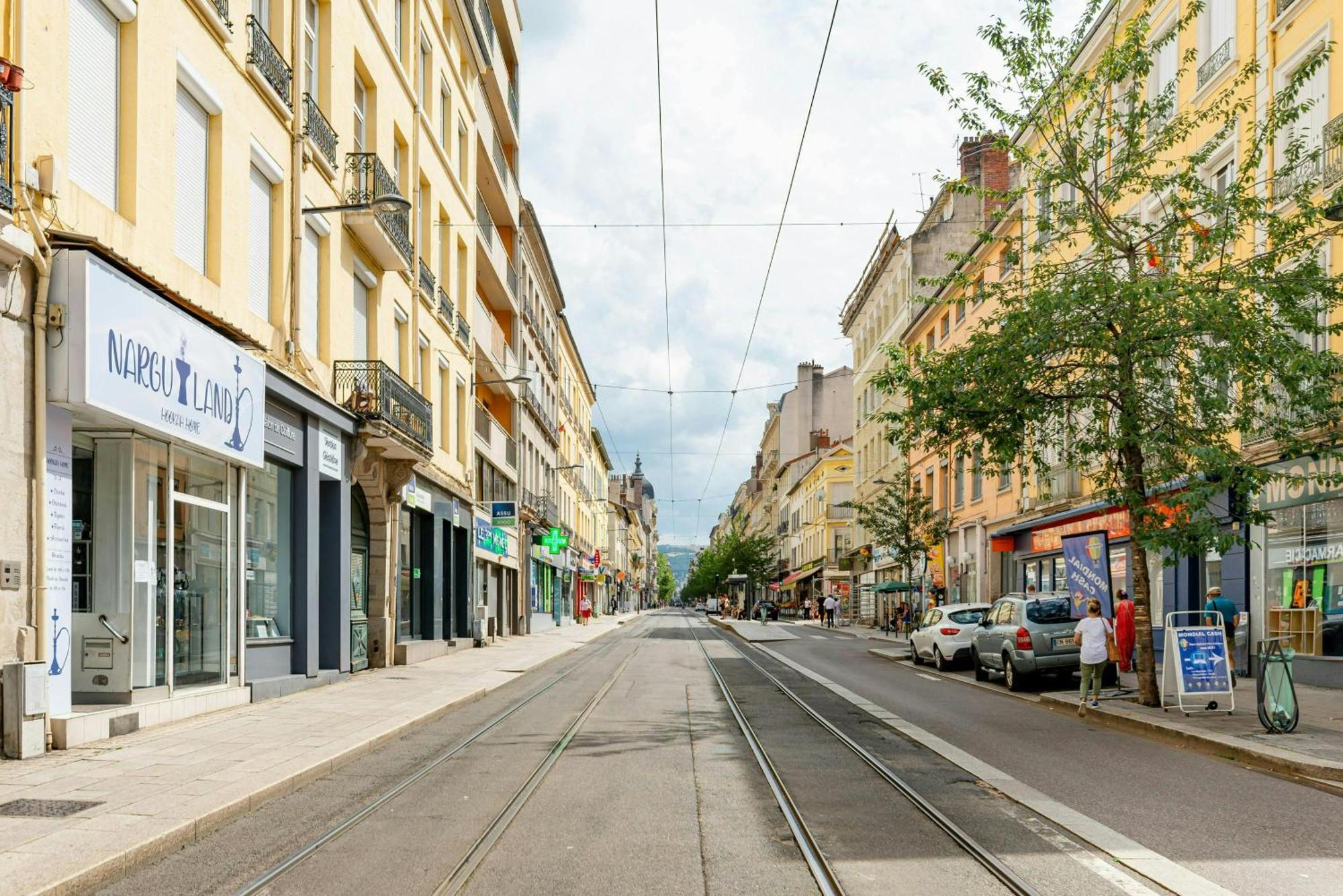 Charmant Hypercentre Tram Design سانت إتيان المظهر الخارجي الصورة